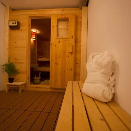 Appartement Cosy Avec Sauna & Terrasses Alpines *