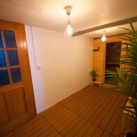 Lägenhet Cosy Avec Sauna & Terrasses Alpines *